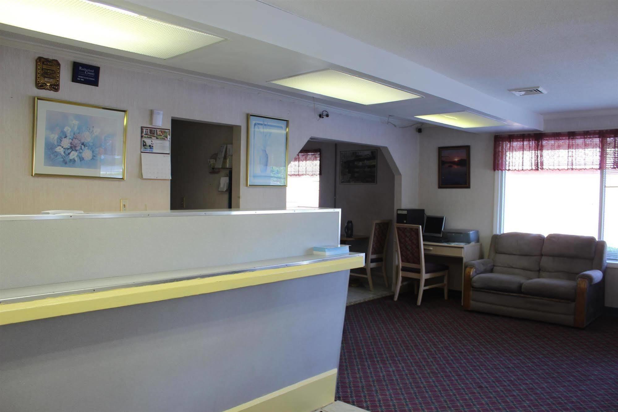 Town And Country Inn Suites Spindale Ngoại thất bức ảnh